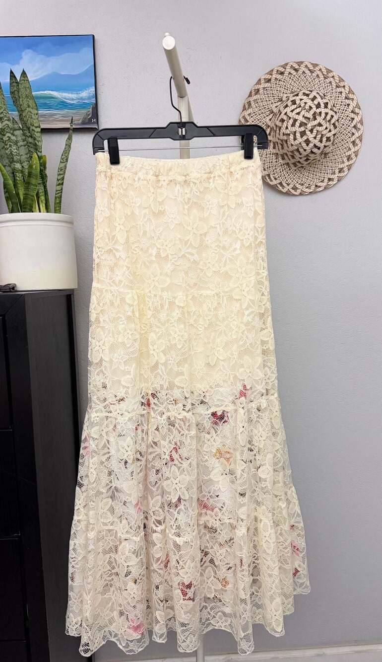 Vigoss Lace Maxi Skirt Ivory XS Tiered Floral Panel